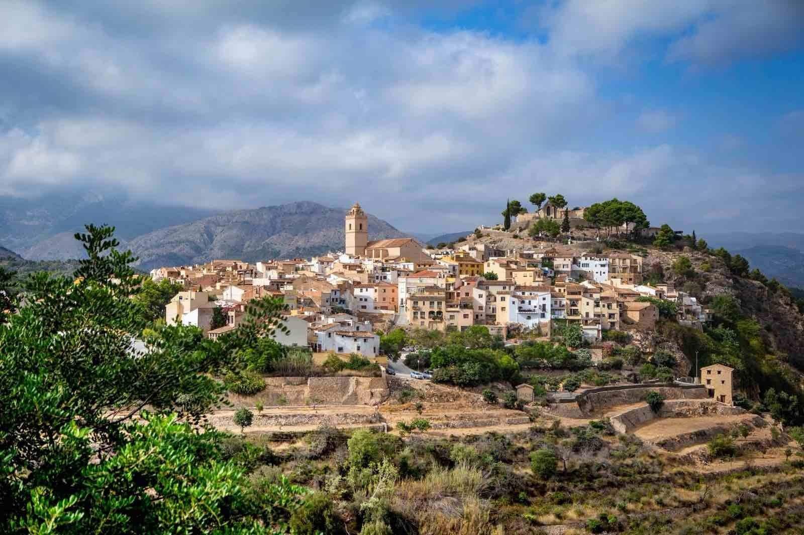 3 soveværelse Villa til salg i Polop med swimmingpool - € 470.000 (Ref: 9788902)