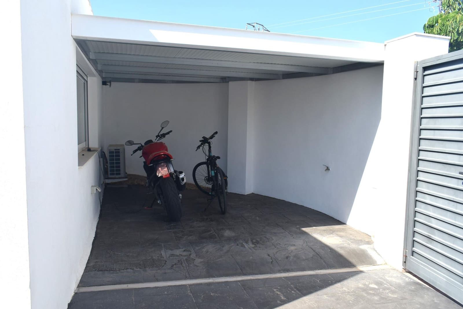 4 soveværelse Byhus til salg i Alfaz del Pi / L'Alfas del Pi med swimmingpool garage - € 585.000 (Ref: 9788903)