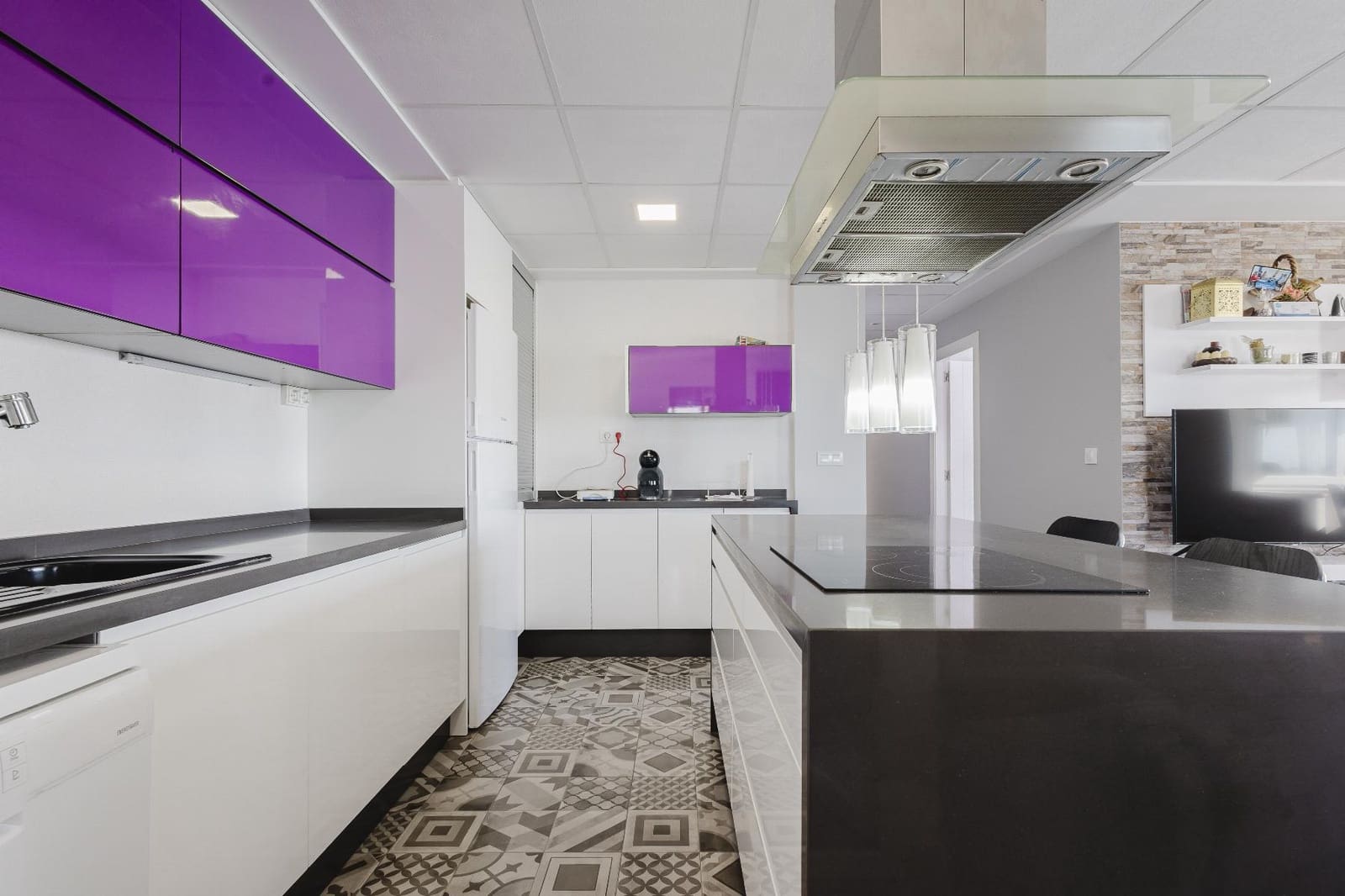 3 sypialnia Apartament na sprzedaż w Torrevieja z basenem garażem - 389 500 € (Ref: 9788906)