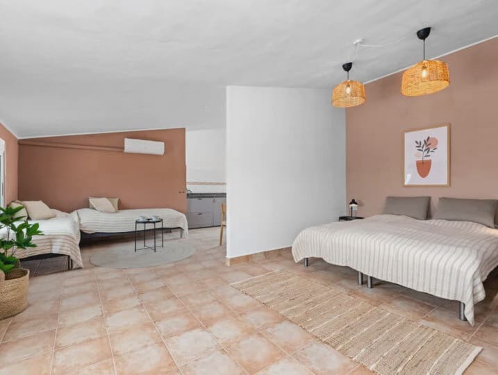 10 bedroom Hotel for sale in Jumilla with pool - € 1,199,000 (Ref: 9788935)