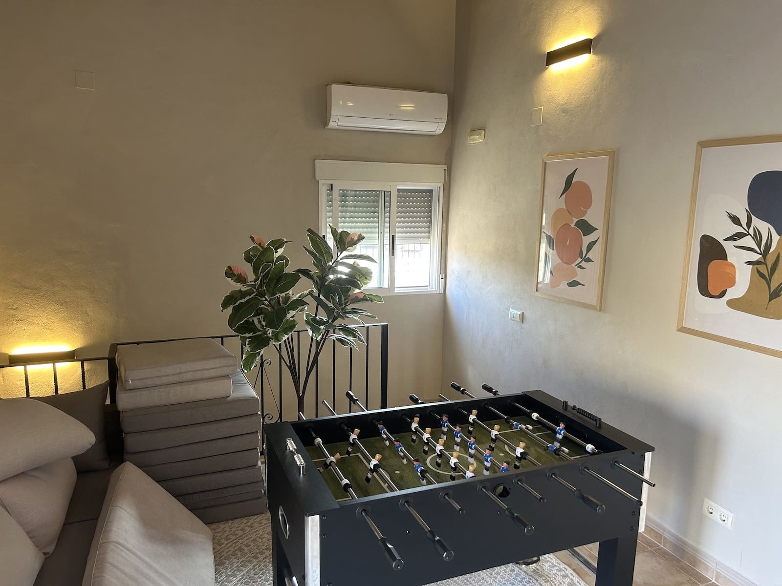 10 bedroom Hotel for sale in Jumilla with pool - € 1,199,000 (Ref: 9788935)