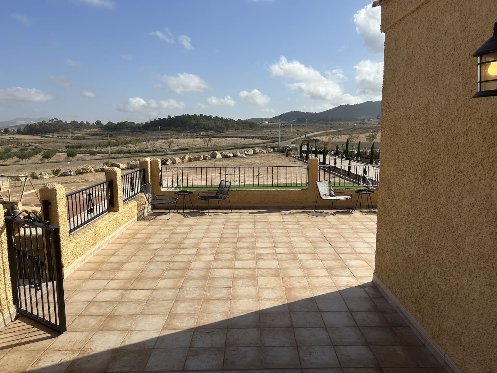 10 bedroom Hotel for sale in Jumilla with pool - € 1,199,000 (Ref: 9788935)
