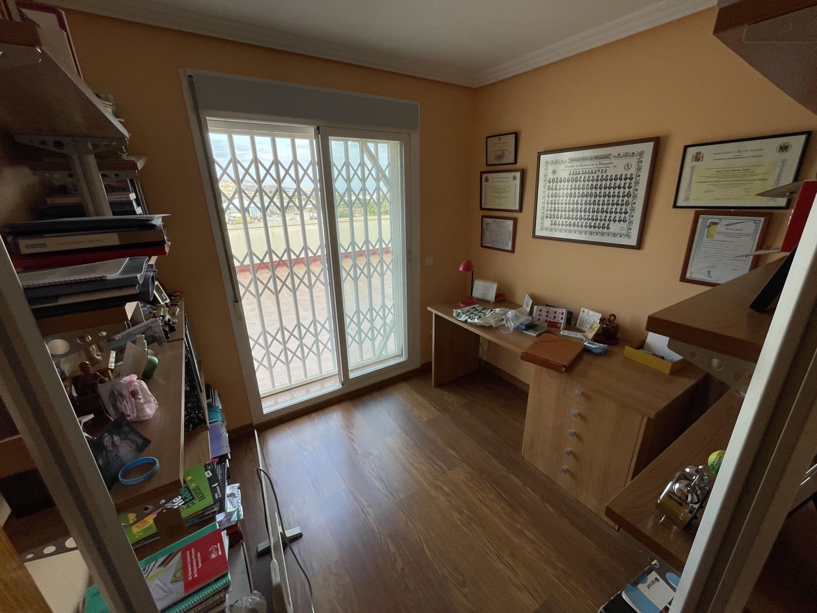 4 bedroom Penthouse for sale in Totana with pool garage - € 200,000 (Ref: 9788937)