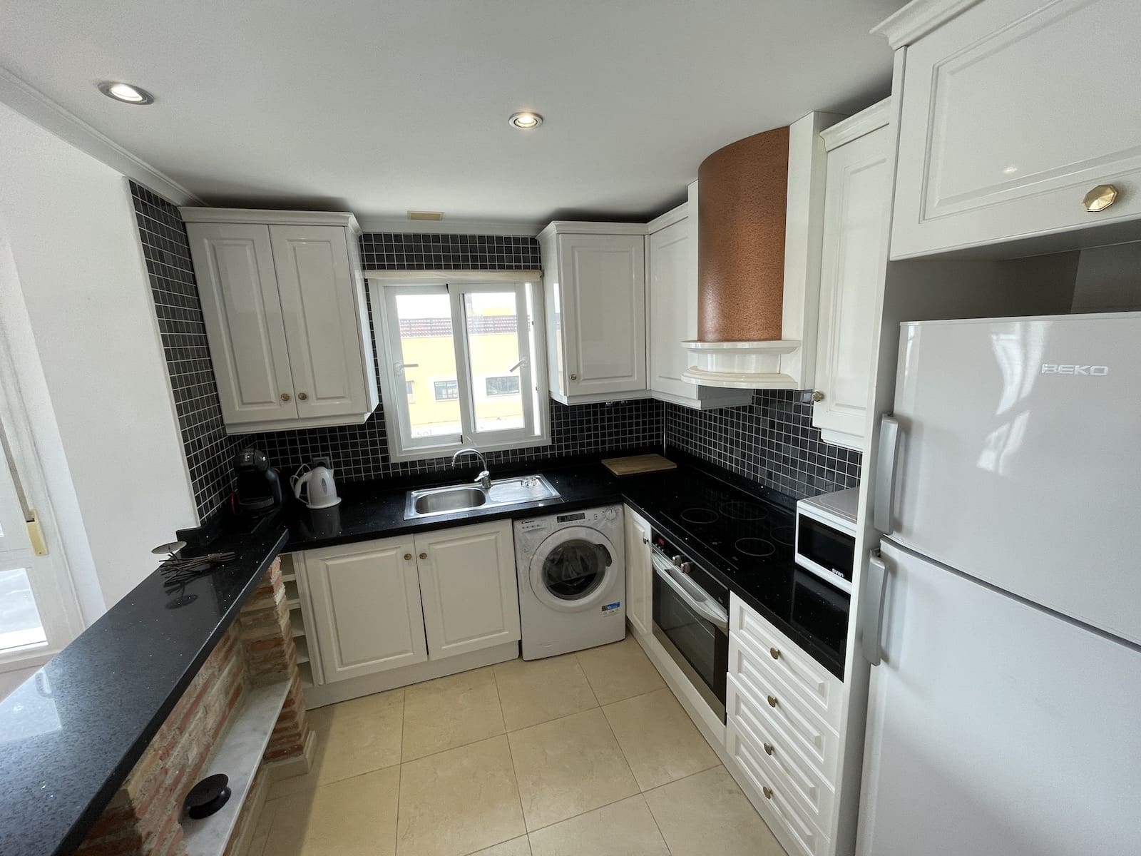 2 slaapkamer Appartement te koop in Villamartin met zwembad - € 190.000 (Ref: 9788938)