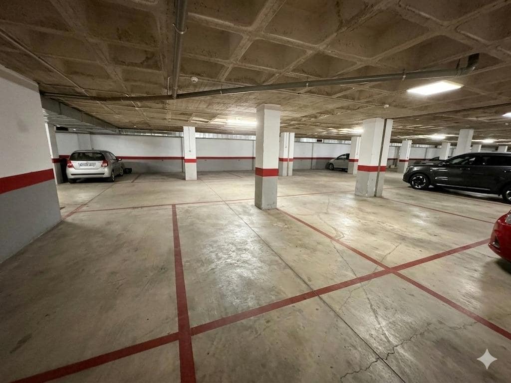 2 slaapkamer Penthouse te koop in Torrevieja met zwembad garage - € 155.000 (Ref: 9788941)