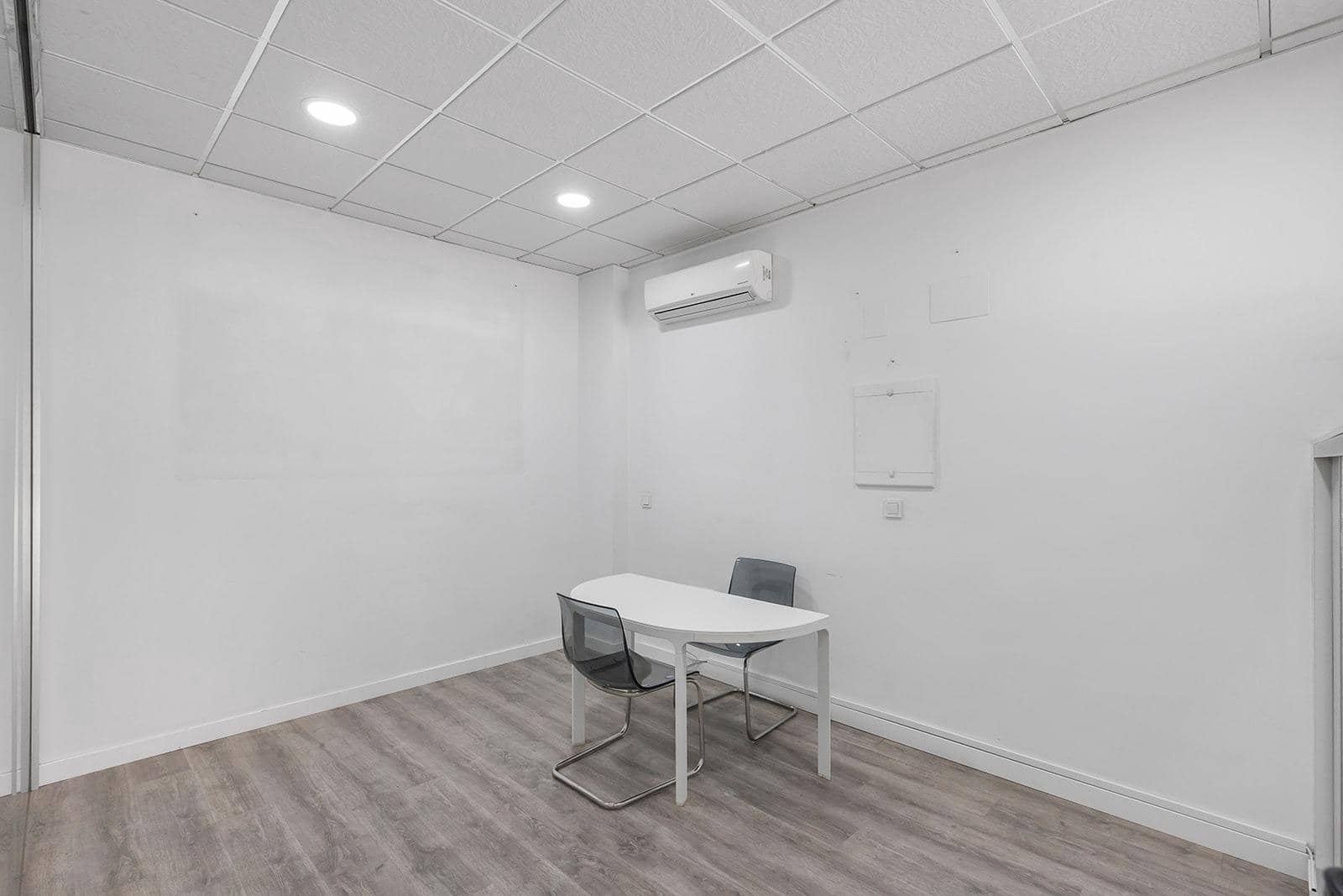 3 chambre Local Commercial à vendre à Torrevieja - 127 260 € (Ref: 9788952)