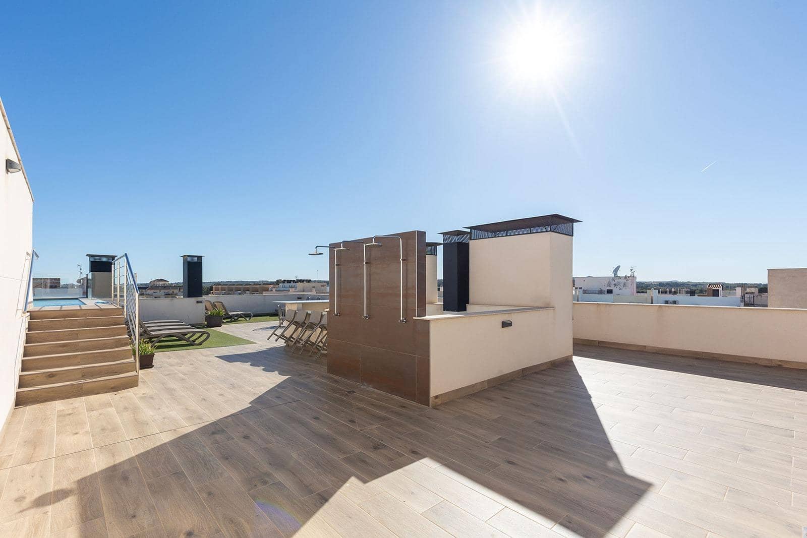 2 bedroom Apartment for sale in Formentera del Segura with pool - € 195,000 (Ref: 9788956)