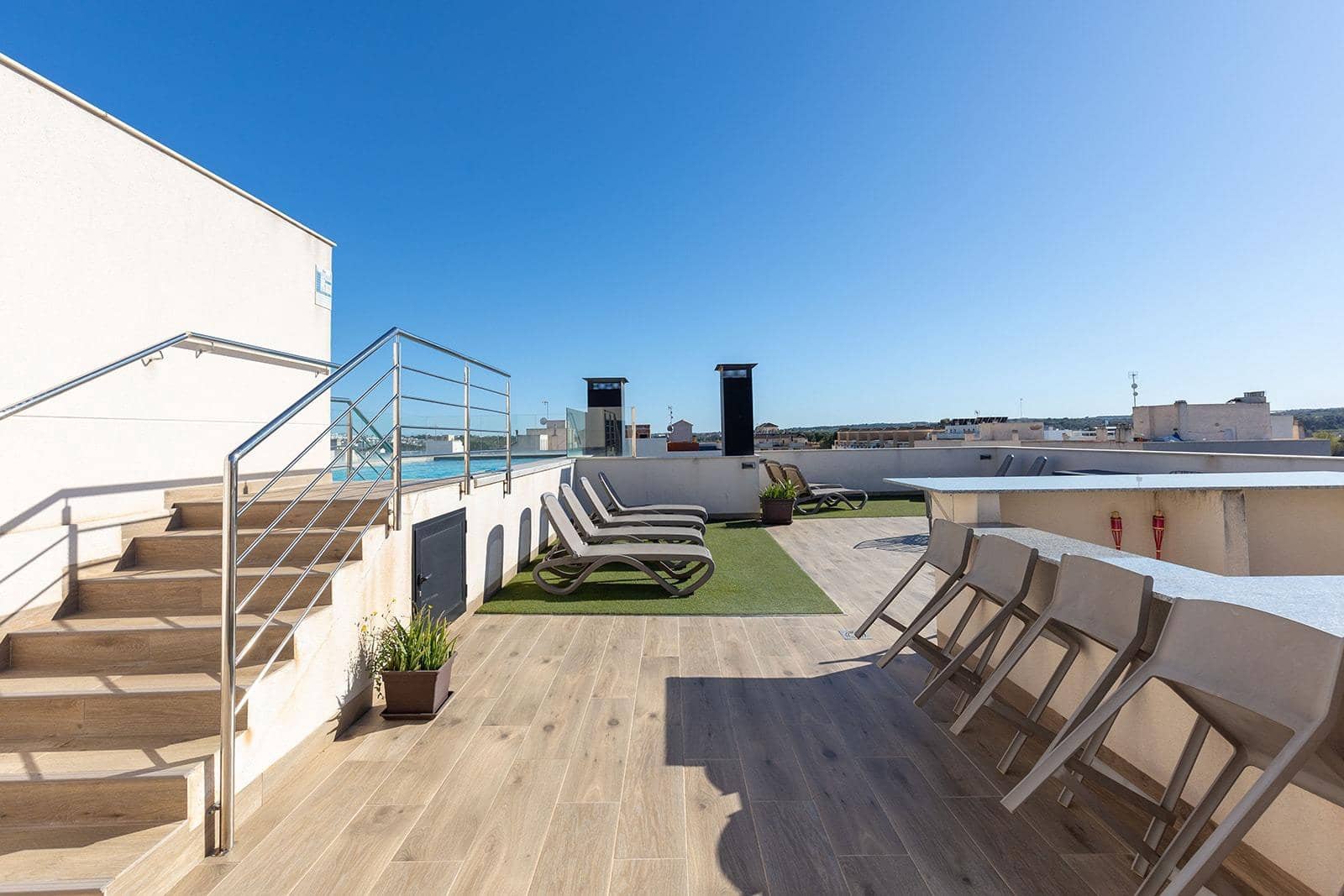 2 bedroom Apartment for sale in Formentera del Segura with pool - € 195,000 (Ref: 9788956)