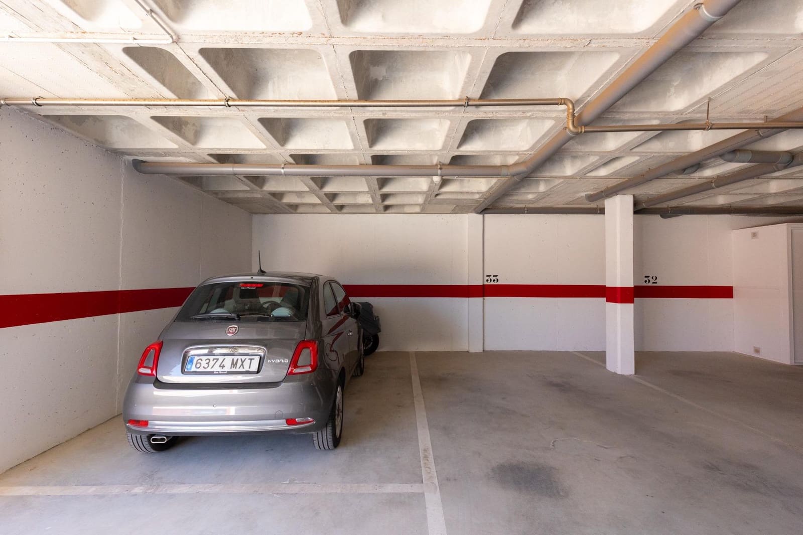 2 makuuhuone Huoneisto myytävänä paikassa Orihuela Costa mukana uima-altaan 
autotalli - 275 000 € (Ref: 9788958)