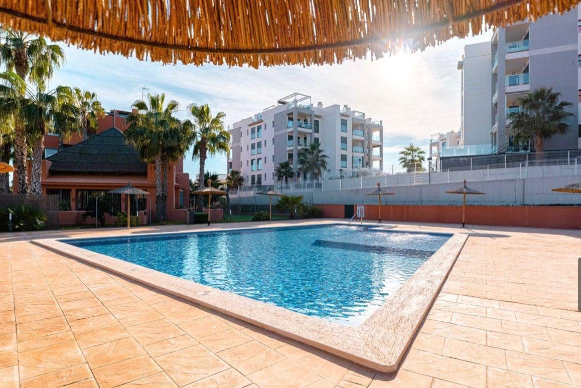 Apartamento de 2 habitaciones en Orihuela Costa en venta con piscina garaje - 259.000 € (Ref: 9788960)