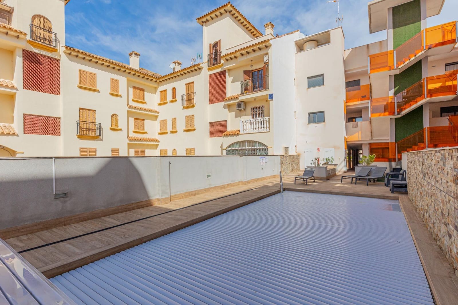 3 soveværelse Lejlighed til salg i Torrevieja med swimmingpool garage - € 325.000 (Ref: 9788963)
