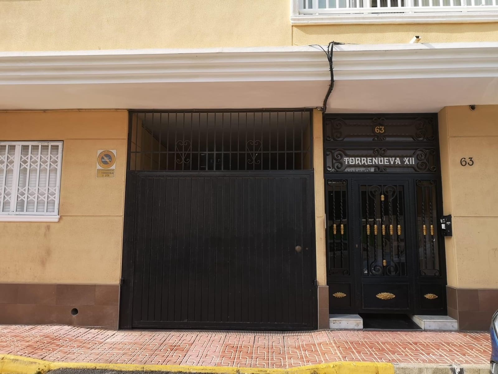 Commercial for sale in Torrevieja - € 6,000 (Ref: 9788964)