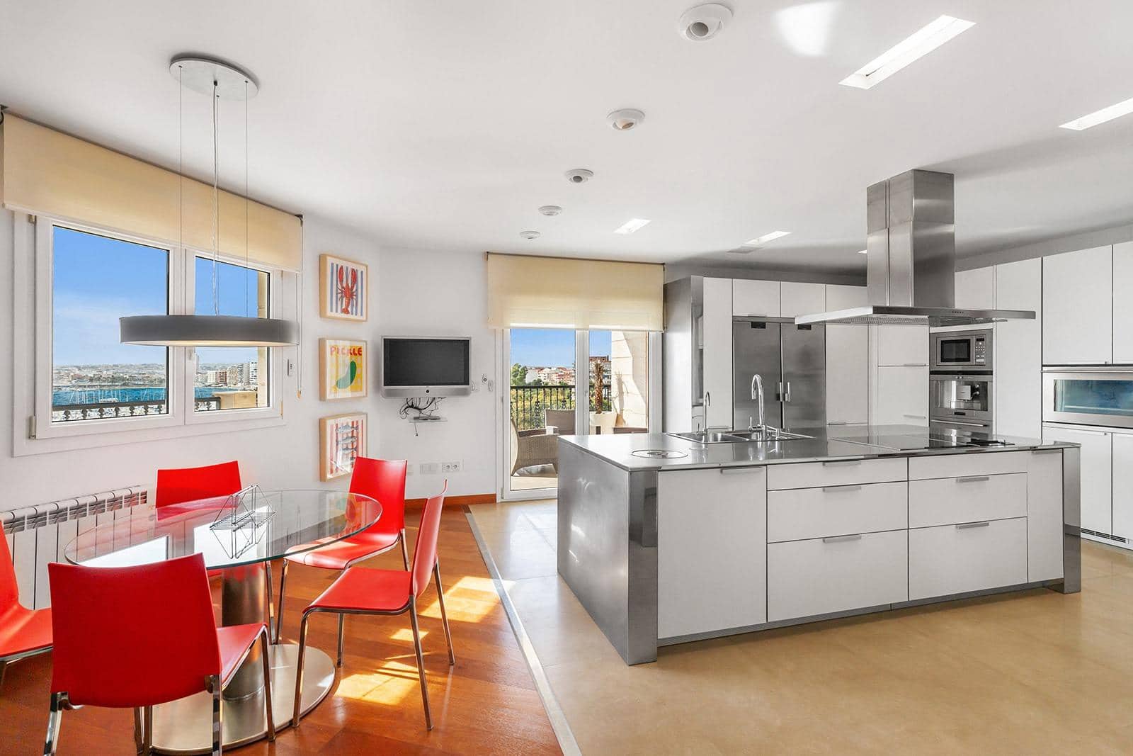 5 sovrum Lägenhet till salu i Torrevieja med garage - 1 250 000 € (Ref: 9788967)