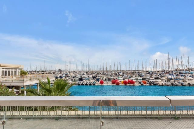 5 sovrum Lägenhet till salu i Puerto Deportivo, Torrevieja med garage - 1 250 000 € (Ref: 9788967)