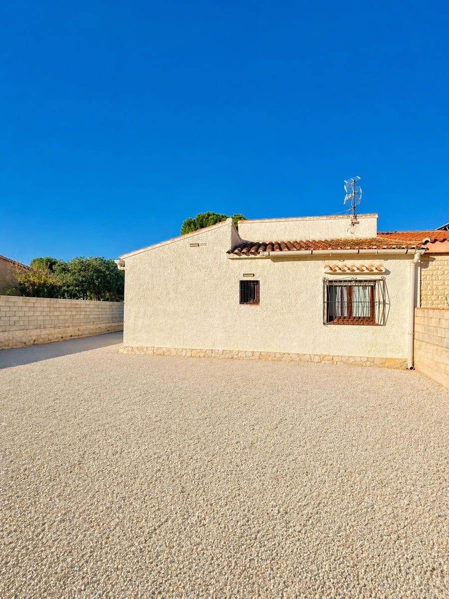 2 makuuhuone Huvila myytävänä paikassa Torrevieja - 299 000 € (Ref: 9788970)