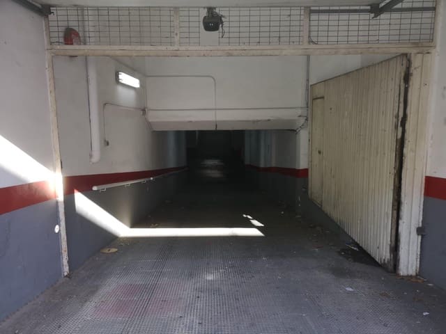 Garage till salu i Antonio Machado, Torrevieja - 13 630 € (Ref: 9788972)