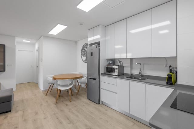 3 slaapkamer Appartement te koop in Villamartin, Orihuela met zwembad garage - € 269.000 (Ref: 9788973)