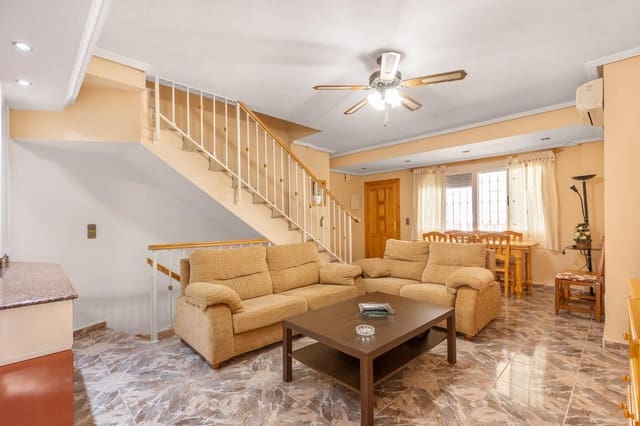 4 soveværelse Lejlighed til salg i Centro, Los Alcázares med garage - € 199.000 (Ref: 9788980)