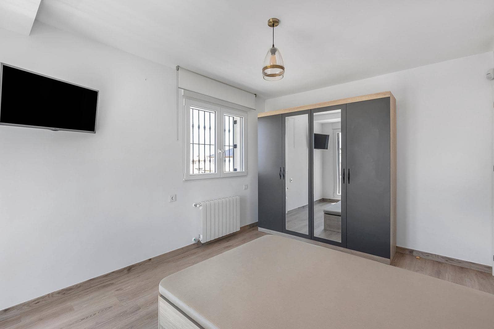 4 chambre Villa/Maison à vendre à Torrevieja avec piscine garage - 549 000 € (Ref: 9788981)