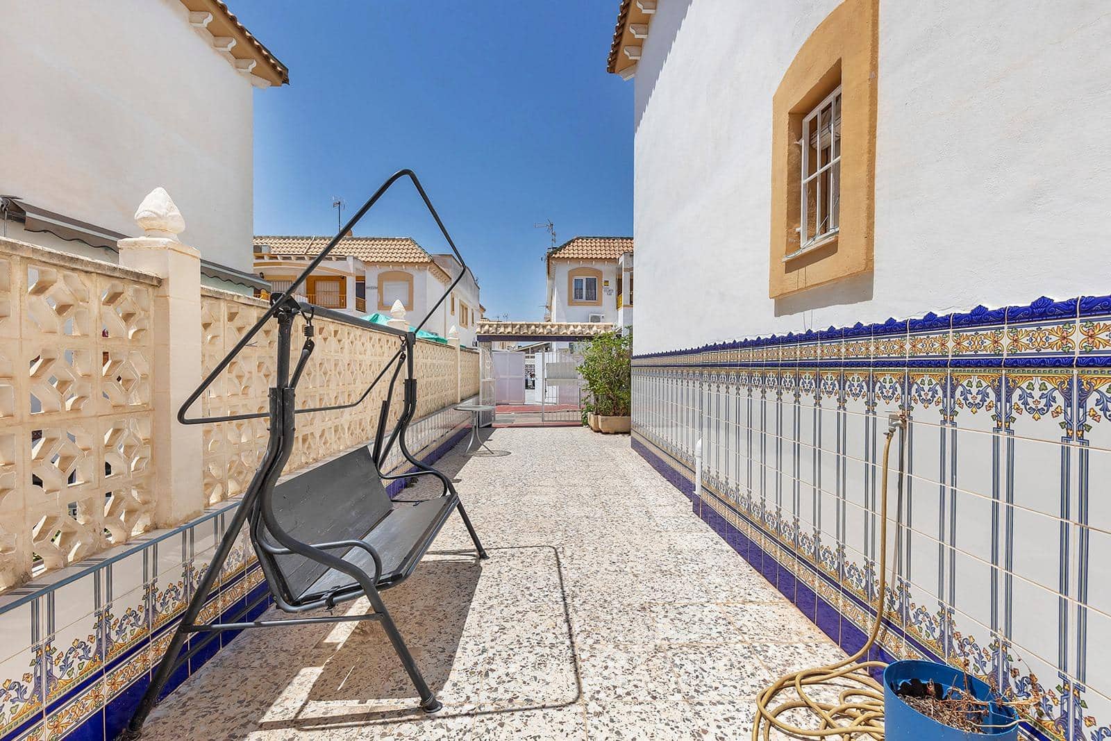 2 sovrum Bungalow till salu i Torrevieja med pool - 164 300 € (Ref: 9788986)