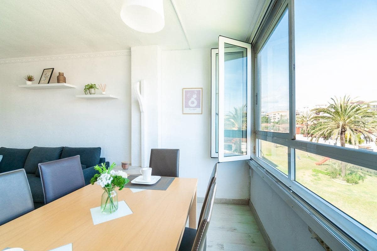 2 soverom Leilighet til salgs i Torrevieja med svømmebasseng garasje - € 229 000 (Ref: 9788994)