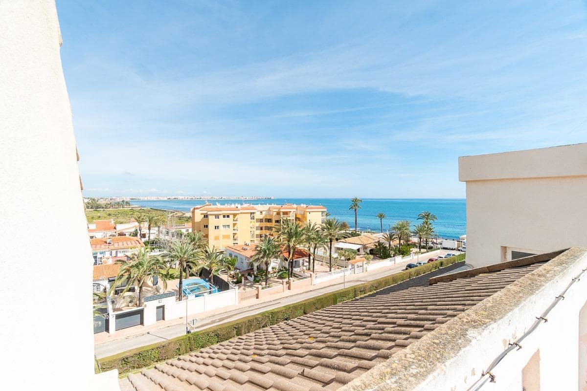 2 soverom Leilighet til salgs i Torrevieja med svømmebasseng garasje - € 229 000 (Ref: 9788994)