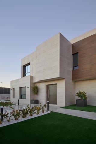 7 quarto Moradia para venda em Molina de Segura com piscina garagem - 1 280 000 € (Ref: 9788998)