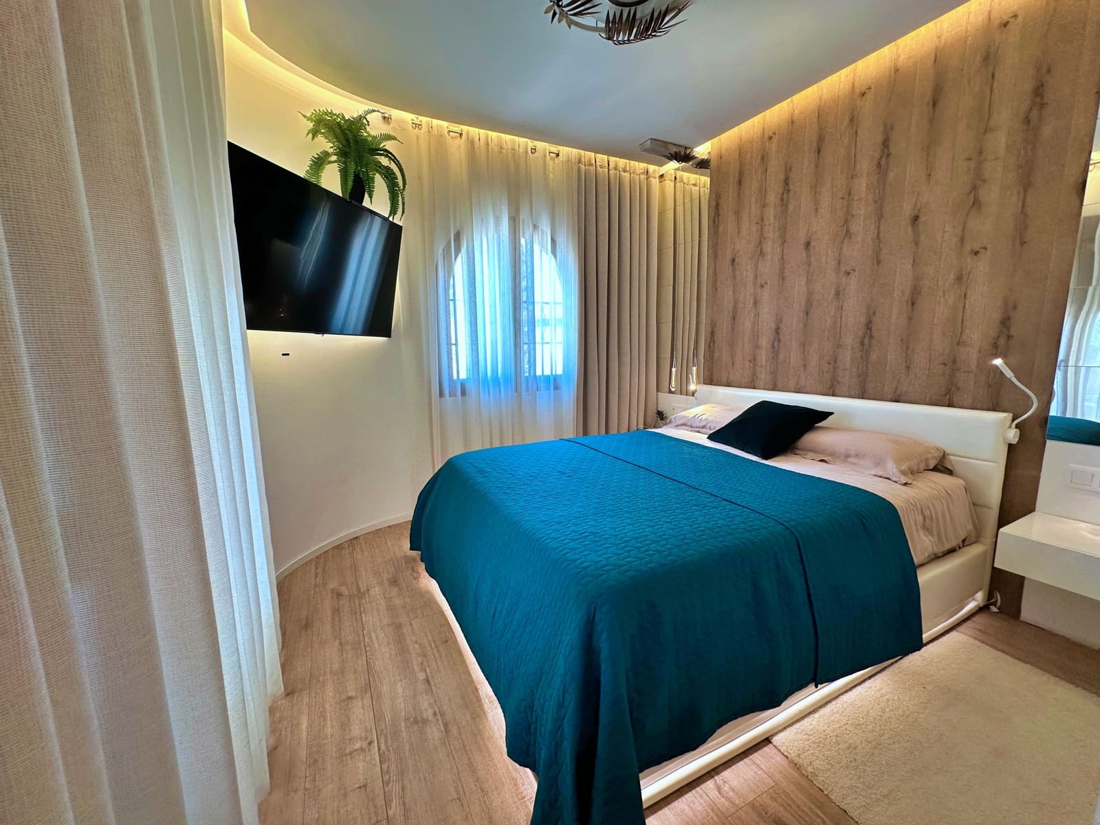 3 camera da letto Villa in vendita in Torrevieja con piscina garage - 595.000 € (Rif: 9788999)