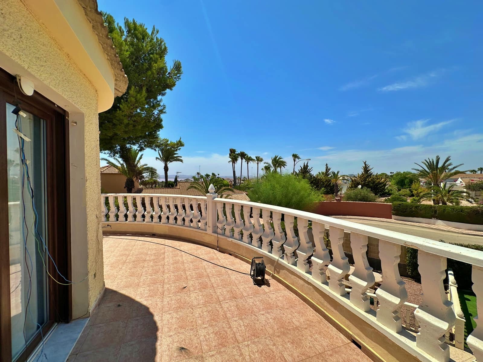 3 camera da letto Villa in vendita in Torrevieja con piscina garage - 595.000 € (Rif: 9788999)