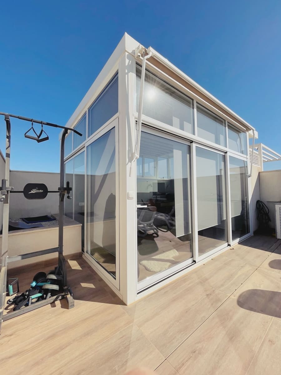 2 bedroom Apartment for sale in Pilar de la Horadada with pool garage - € 575,000 (Ref: 9789002)