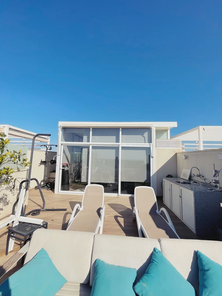 2 bedroom Apartment for sale in Pilar de la Horadada with pool garage - € 575,000 (Ref: 9789002)