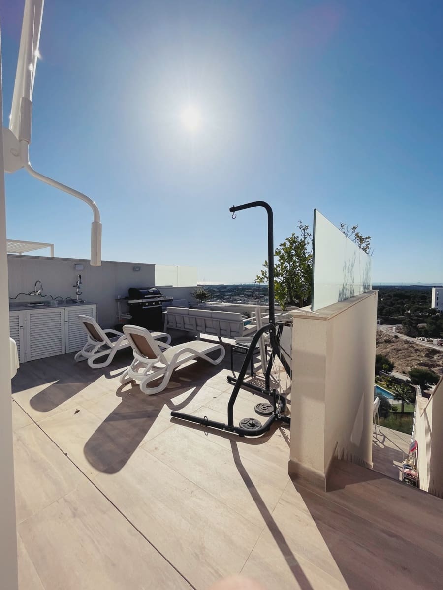 2 bedroom Apartment for sale in Pilar de la Horadada with pool garage - € 575,000 (Ref: 9789002)