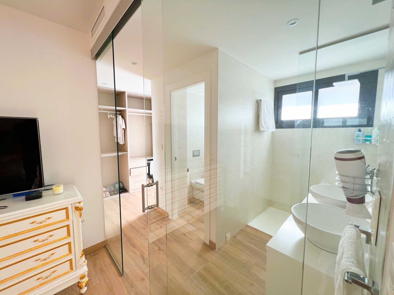 4 chambre Villa/Maison à vendre à Ciudad Quesada avec piscine garage - 399 000 € (Ref: 9789003)