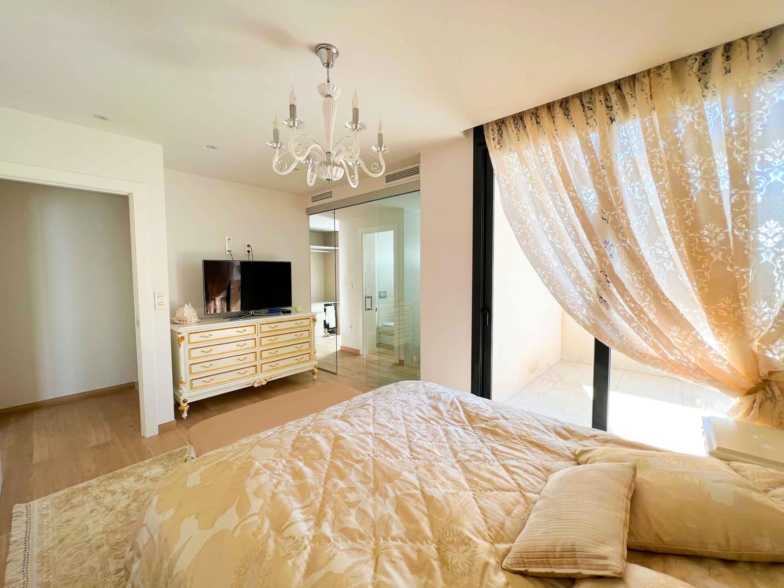 4 chambre Villa/Maison à vendre à Ciudad Quesada avec piscine garage - 399 000 € (Ref: 9789003)