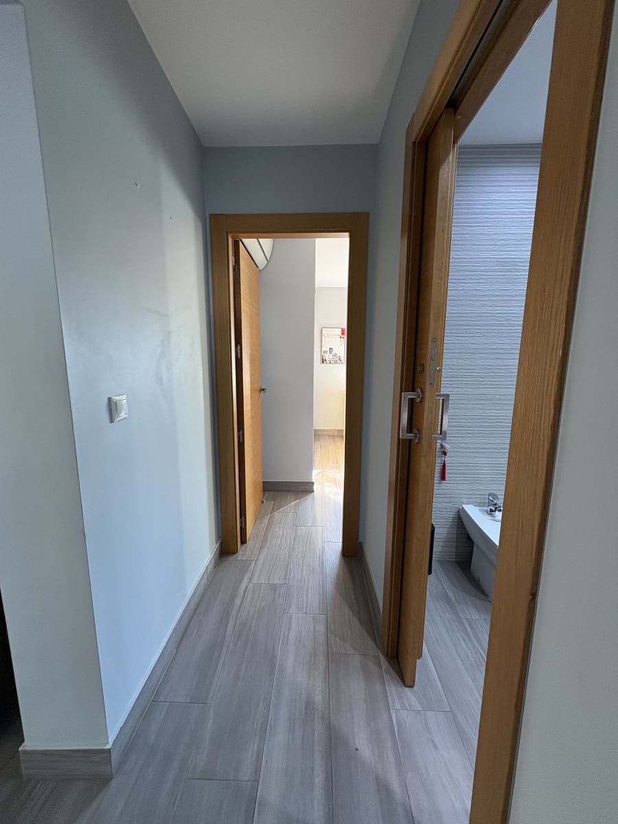 4 sypialnia Willa na sprzedaż w Torrevieja z basenem garażem - 550 000 € (Ref: 9789004)