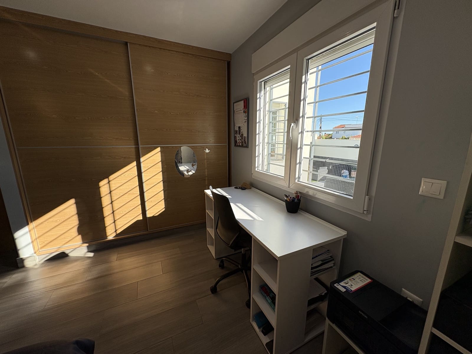 4 sypialnia Willa na sprzedaż w Torrevieja z basenem garażem - 550 000 € (Ref: 9789004)