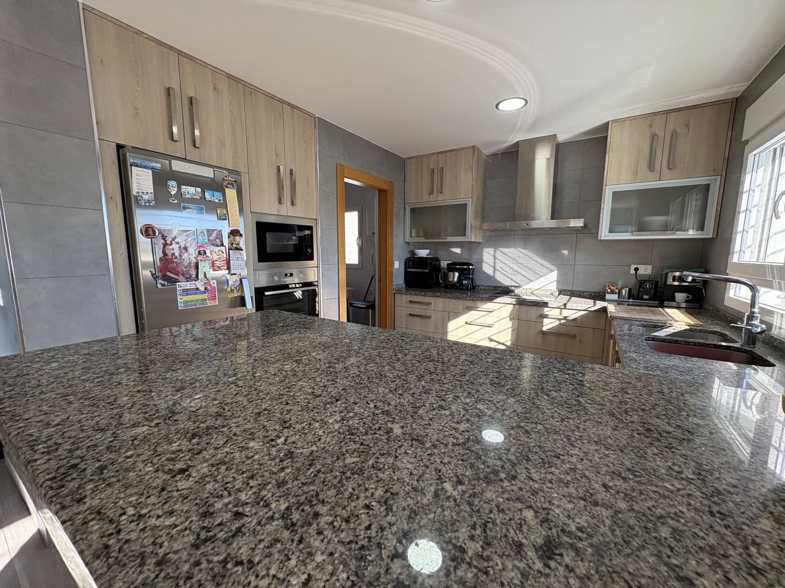 4 sypialnia Willa na sprzedaż w Torrevieja z basenem garażem - 550 000 € (Ref: 9789004)