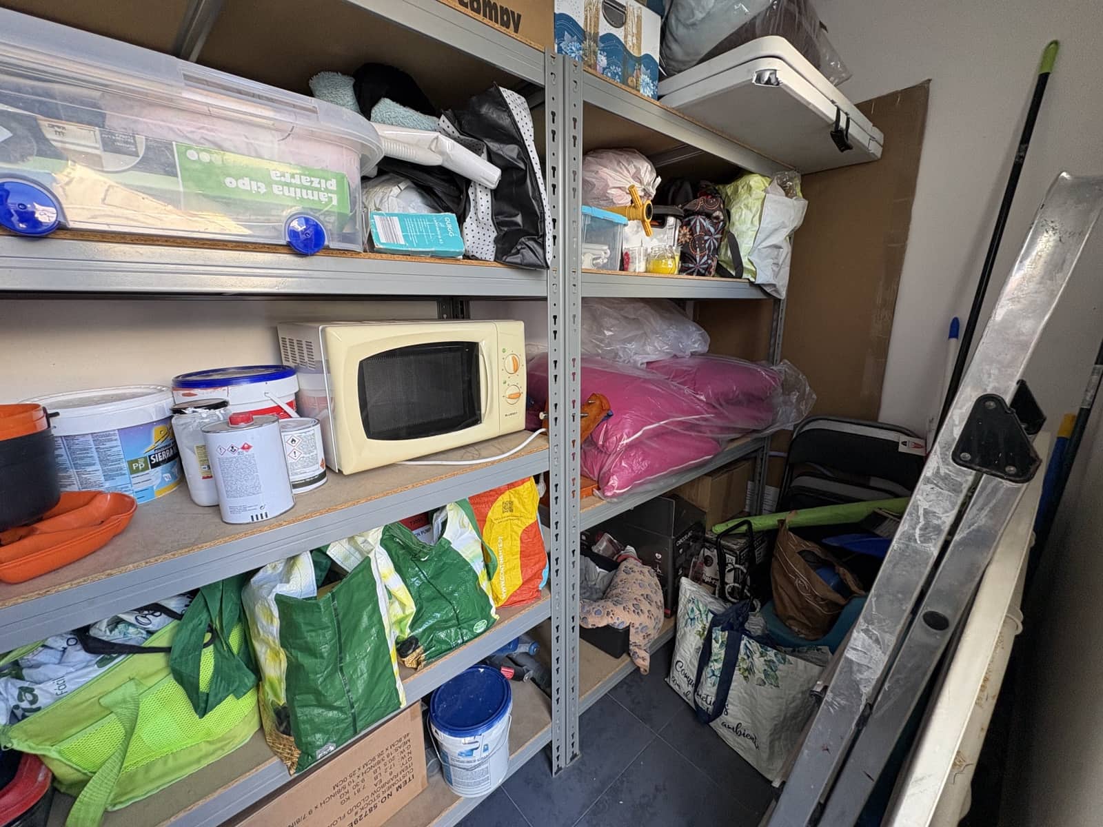 4 sypialnia Willa na sprzedaż w Torrevieja z basenem garażem - 550 000 € (Ref: 9789004)