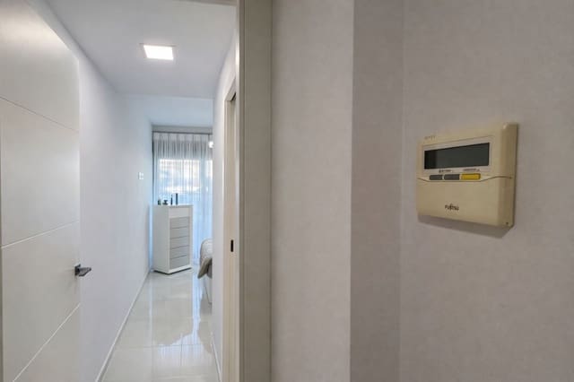 3 sypialnia Willa na sprzedaż w Los Almendros (Orihuela Costa), Orihuela z basenem garażem - 480 000 € (Ref: 9789006)