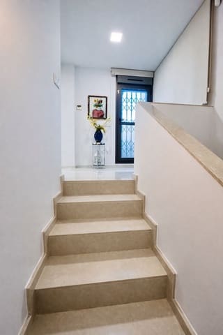 3 sypialnia Willa na sprzedaż w Los Almendros (Orihuela Costa), Orihuela z basenem garażem - 480 000 € (Ref: 9789006)