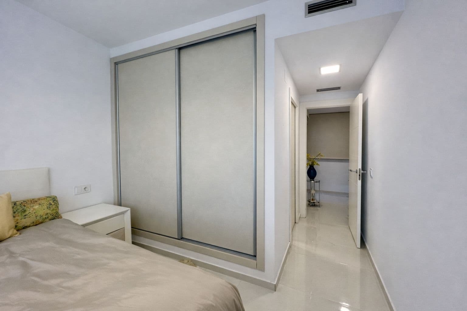 3 sypialnia Willa na sprzedaż w Orihuela Costa z basenem garażem - 480 000 € (Ref: 9789006)