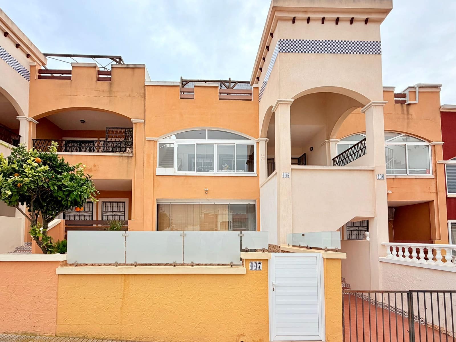 2 soverom Hus til salgs i Orihuela Costa med svømmebasseng - € 178 000 (Ref: 9789007)