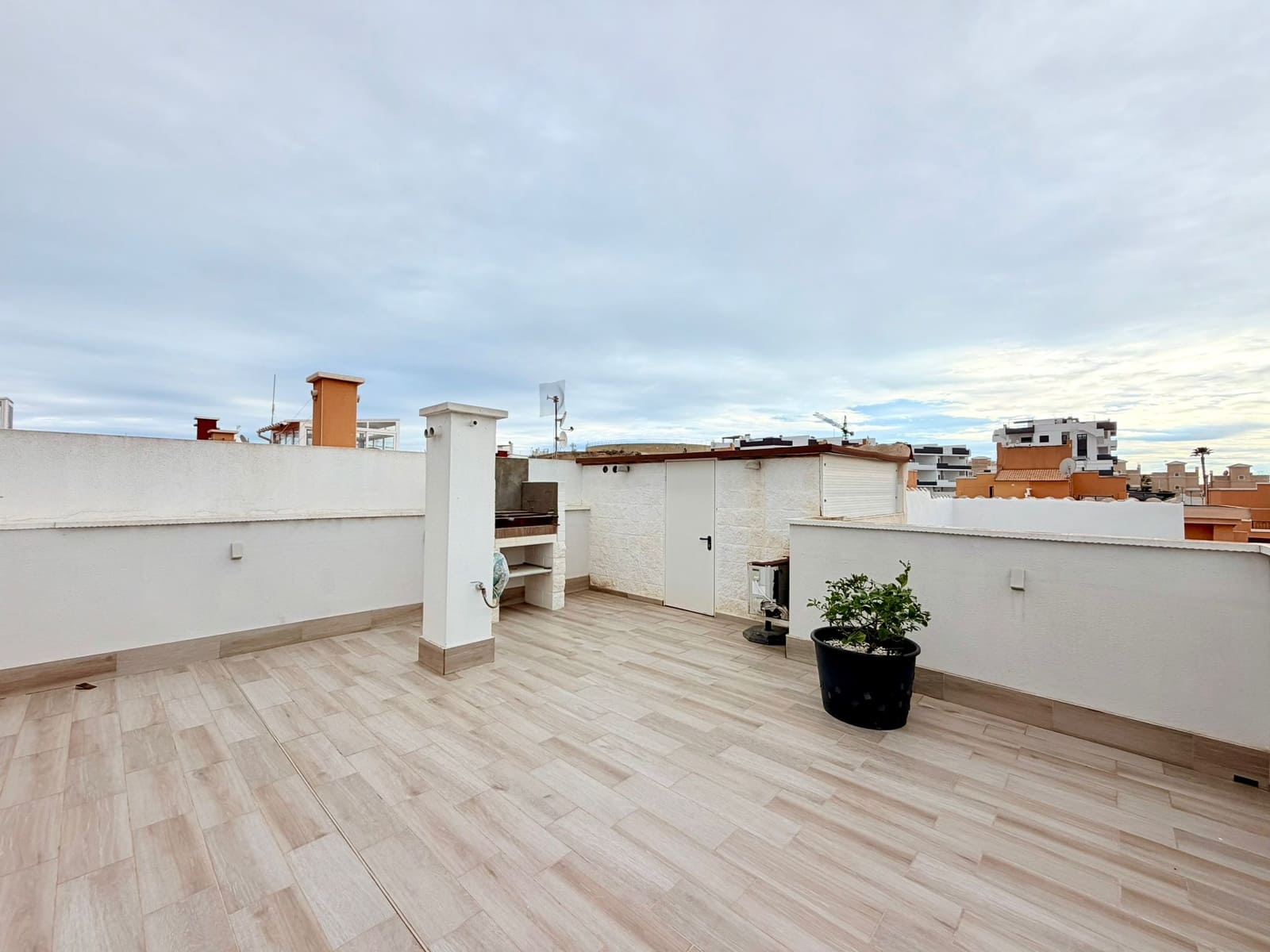 2 soverom Hus til salgs i Orihuela Costa med svømmebasseng - € 178 000 (Ref: 9789007)