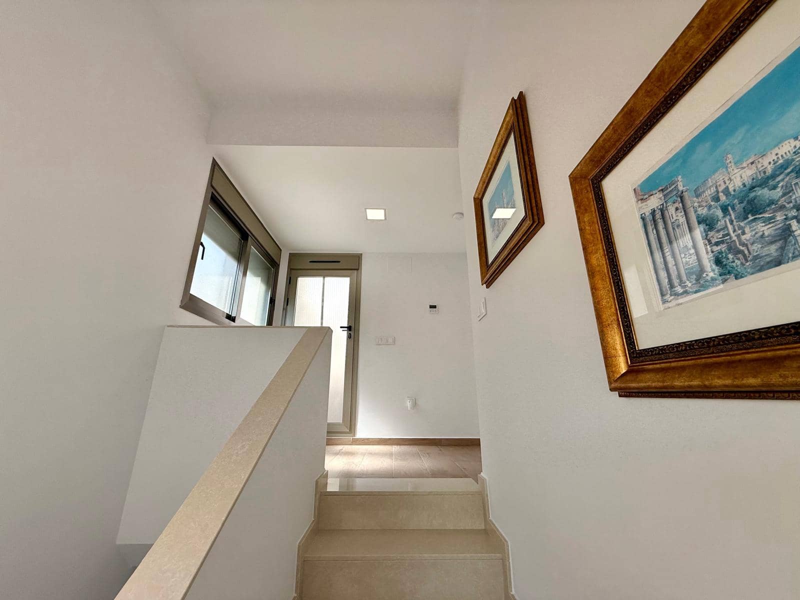 3 sypialnia Willa na sprzedaż w Orihuela Costa z basenem garażem - 448 000 € (Ref: 9789008)