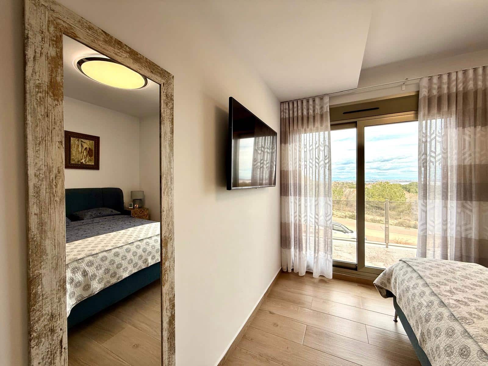 3 sypialnia Willa na sprzedaż w Orihuela Costa z basenem garażem - 448 000 € (Ref: 9789008)