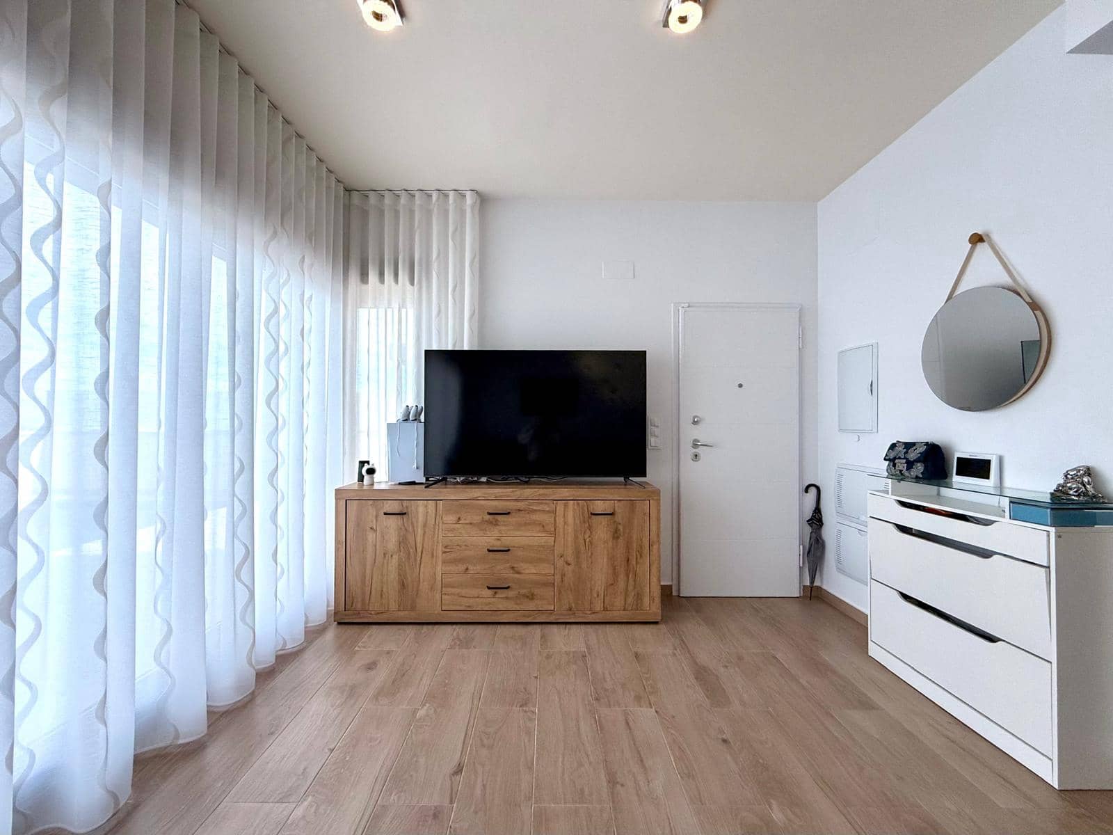 3 sypialnia Willa na sprzedaż w Orihuela Costa z basenem garażem - 448 000 € (Ref: 9789008)