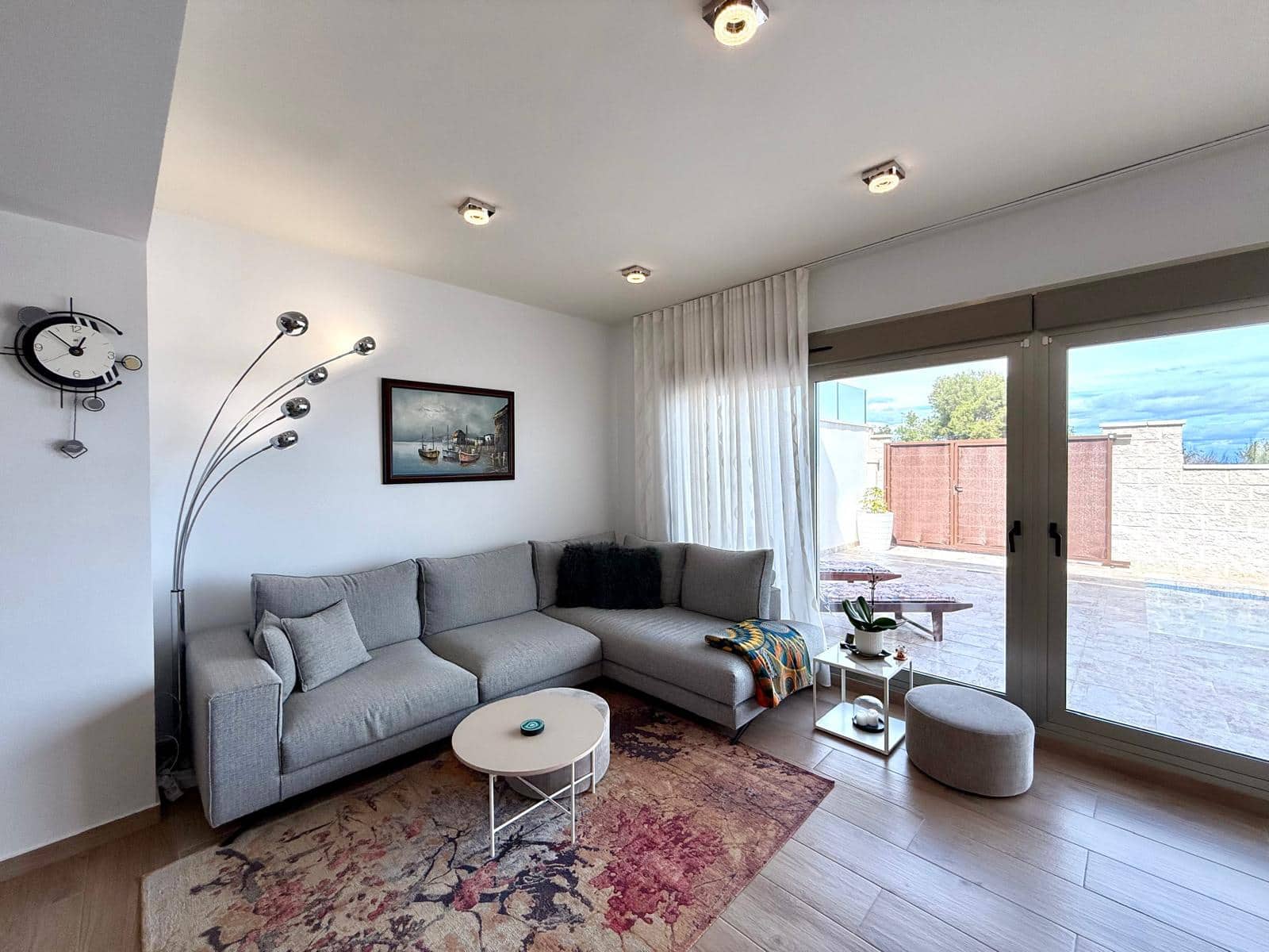 3 sypialnia Willa na sprzedaż w Orihuela Costa z basenem garażem - 448 000 € (Ref: 9789008)