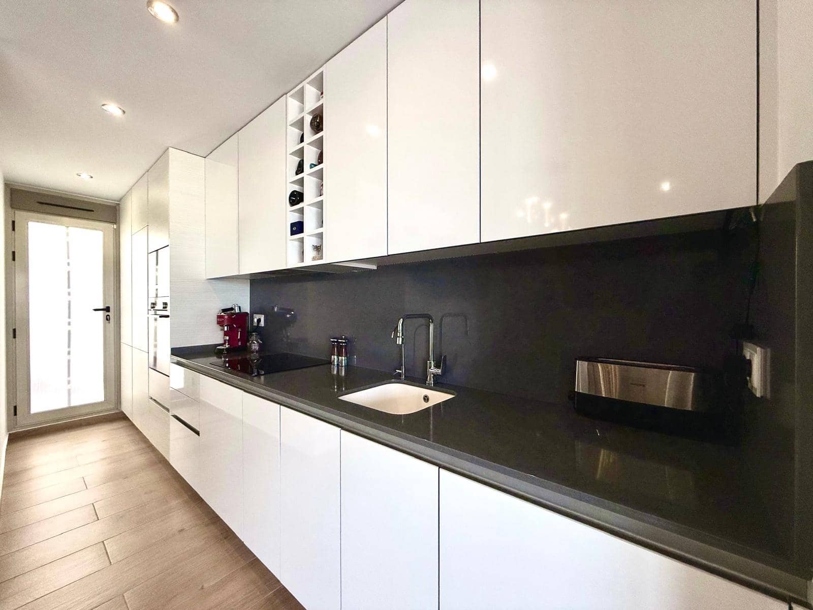 3 sypialnia Willa na sprzedaż w Orihuela Costa z basenem garażem - 448 000 € (Ref: 9789008)