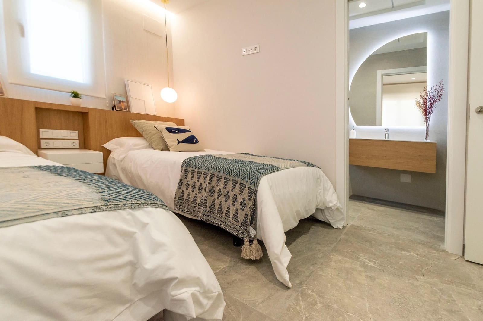 3 sypialnia Willa na sprzedaż w Pilar de la Horadada z basenem garażem - 474 900 € (Ref: 9789028)