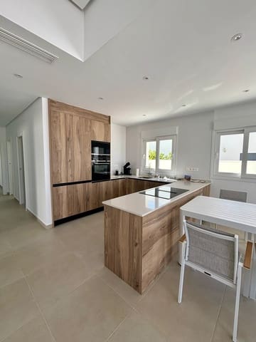 3 quarto Moradia para venda em Benijófar com piscina garagem - 478 732 € (Ref: 9789036)